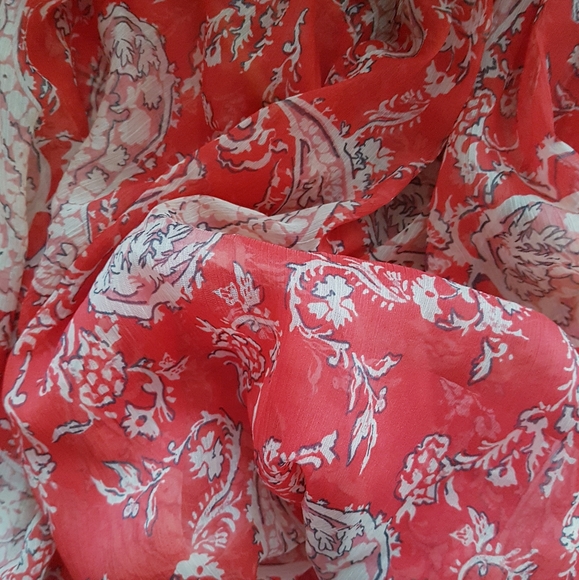 ZARA Red Paisley Chiffon Pullover Blouse - Picture 6 of 10